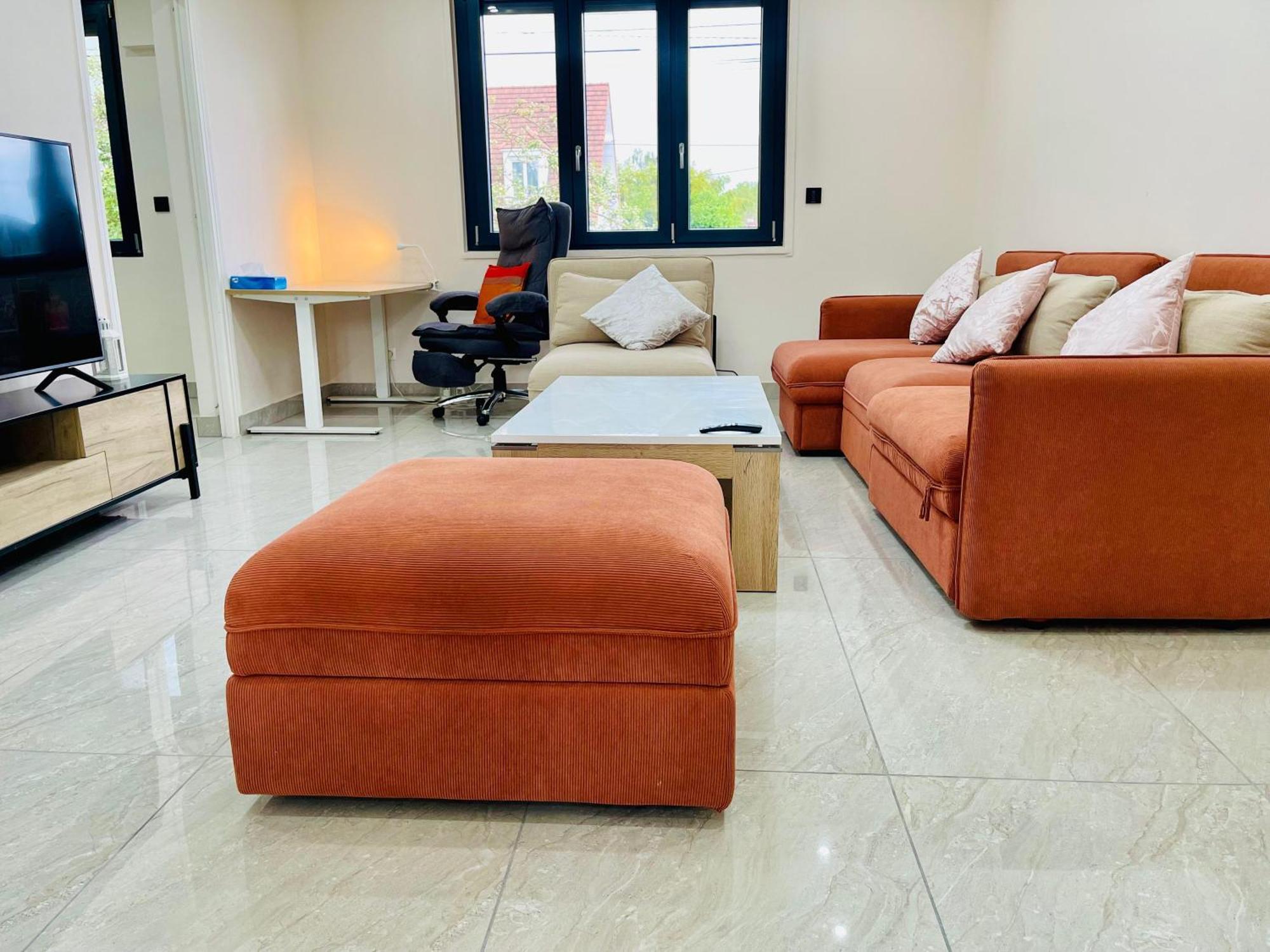 Stylish, Calm And Green Home Stay Saint-Fargeau-Ponthierry Eksteriør billede